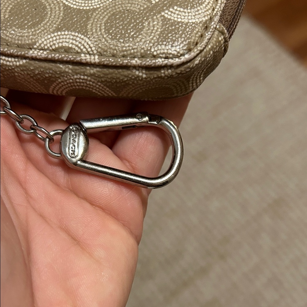 Coach X Observed By Us Heart Coin Case in signature canvas RARE - Picture 3 of 6